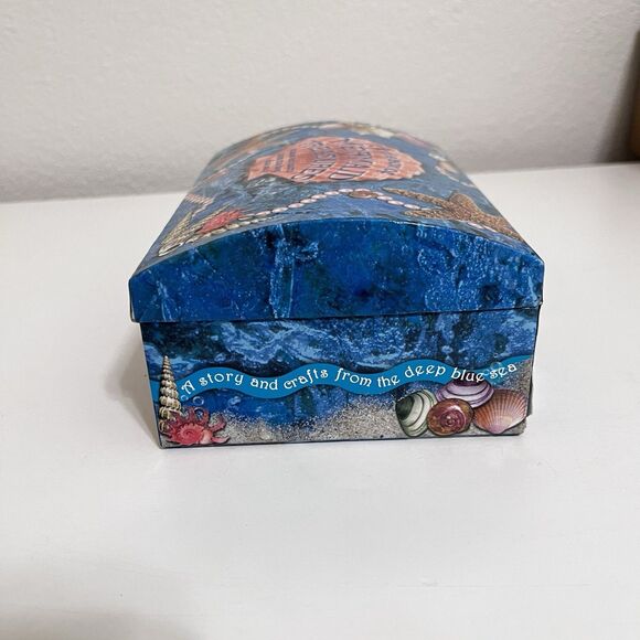 Barron's Little Box of Mermaid Treasures Treasure Chest Books Mermaid Doll Shell - Picture 4 of 16